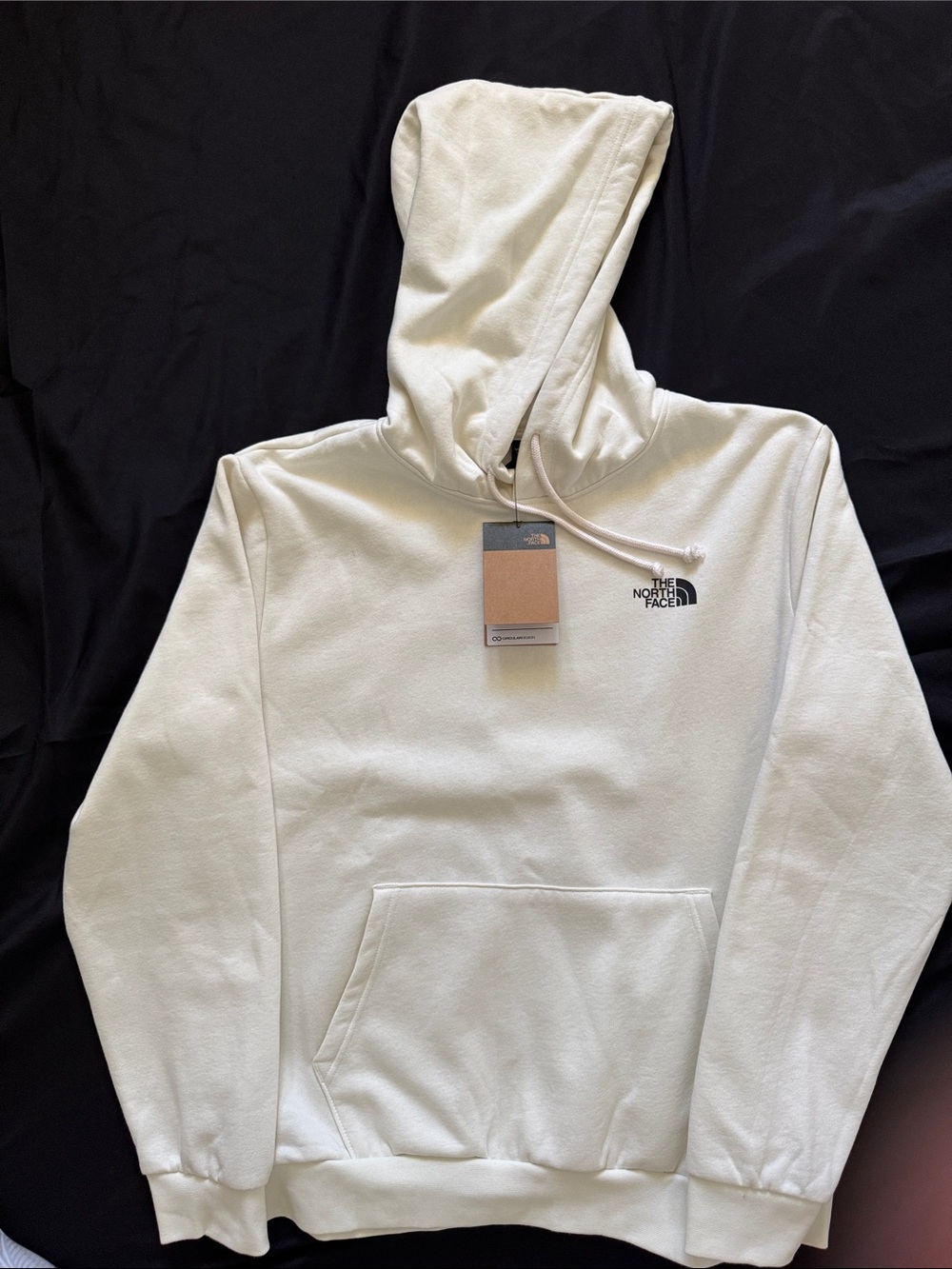 Never Stop Exploring 
The North Face 
Men's Off-White Pullover Hoodie